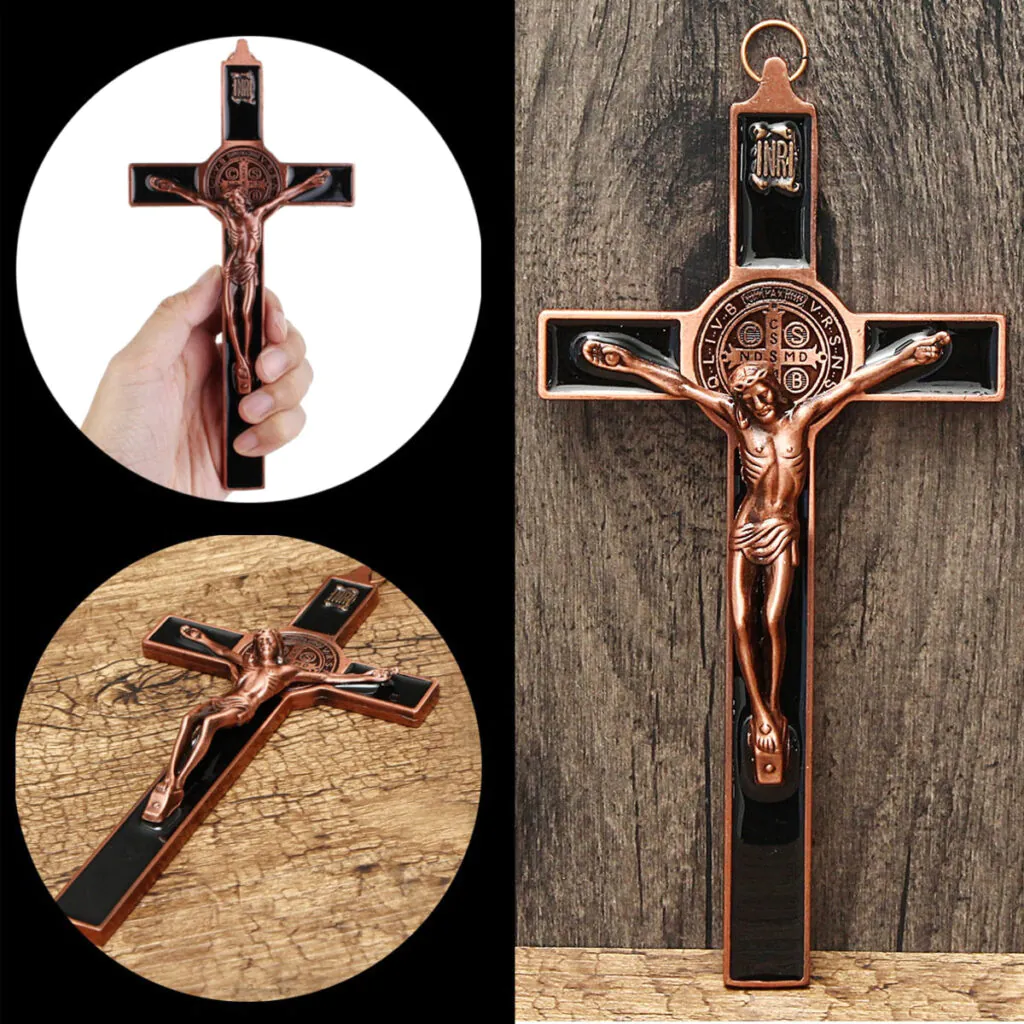 Crucifixo de Parede - Medalha de São Bento - vitrinedeluz.com.br